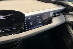 malpello sininen Audi A6 e-tron 2025 kuva 12.