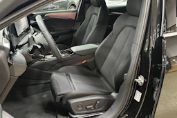 met. musta Audi A6 e-tron 2026 kuva 19.