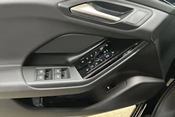 met. musta Audi A6 e-tron 2026 kuva 20.