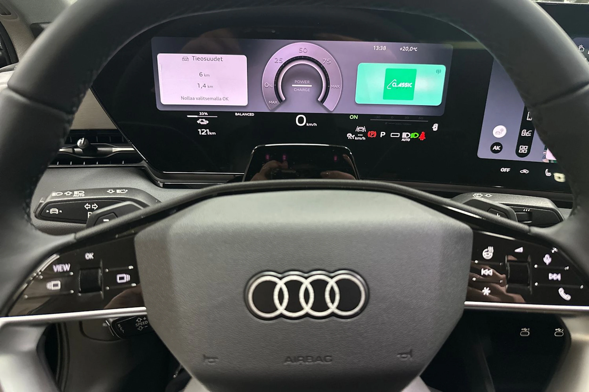 met. musta Audi A6 e-tron 2026 kuva 21.