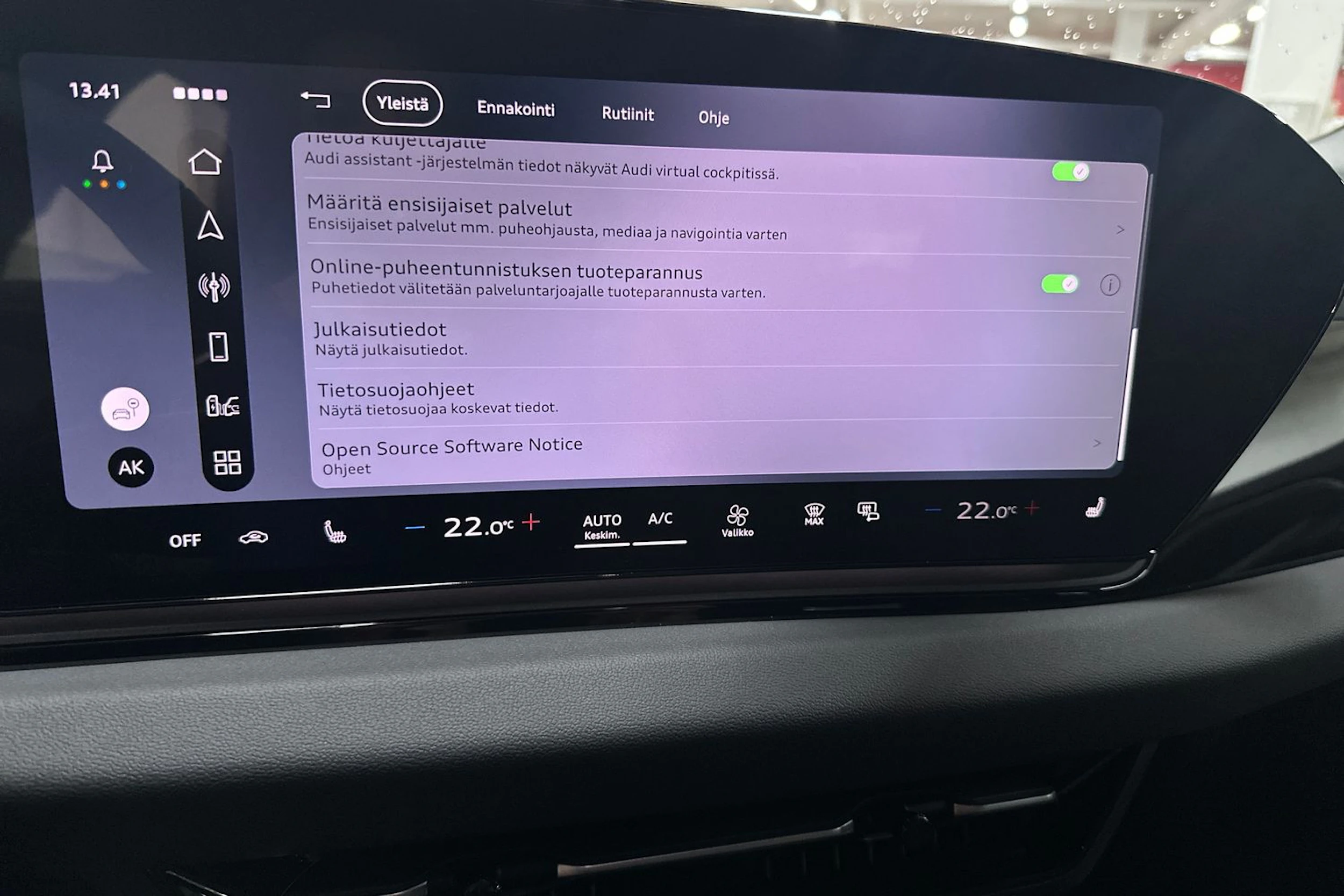 met. musta Audi A6 e-tron 2026 kuva 32.