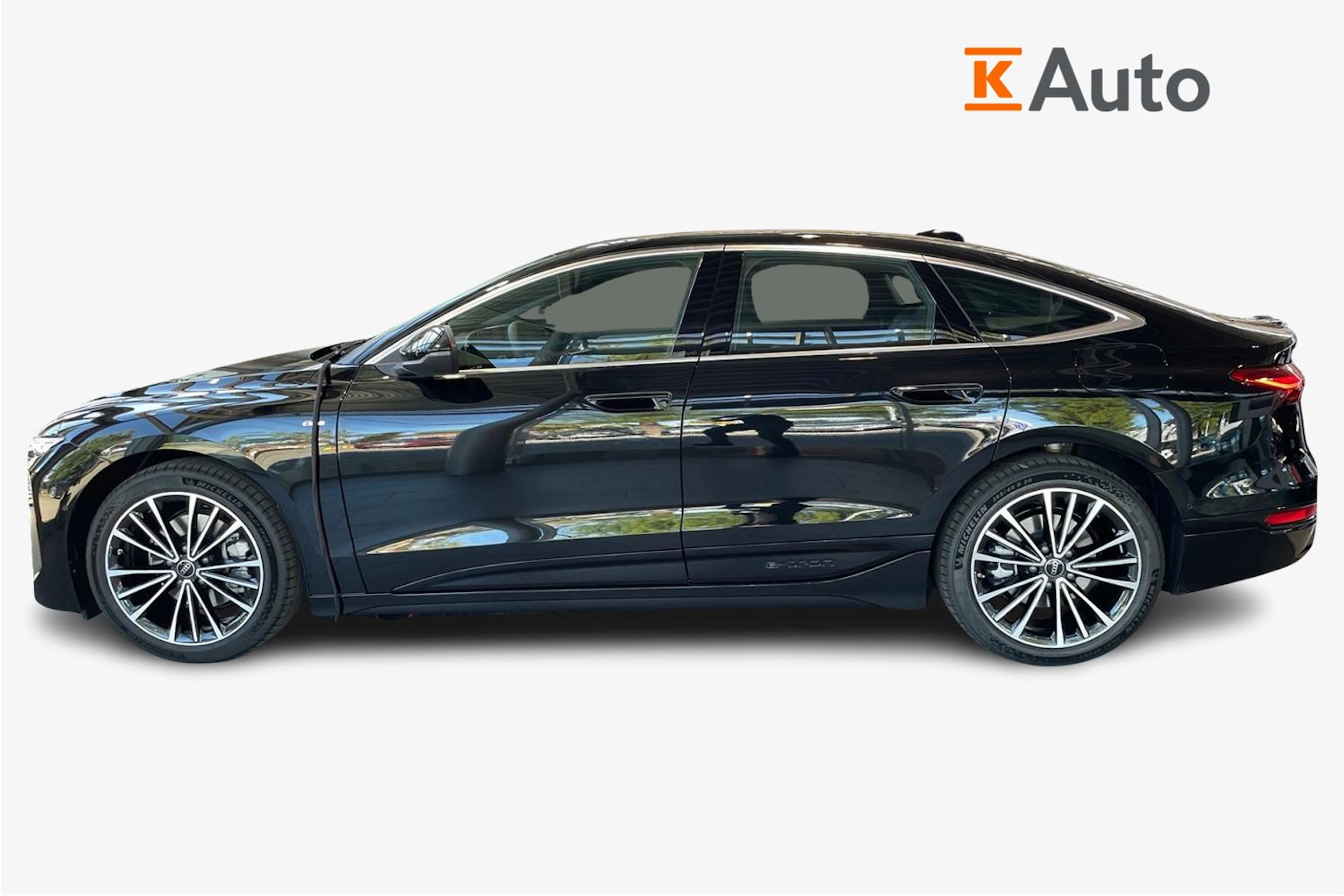 musta Audi A6 e-tron 2026 kuva 5.