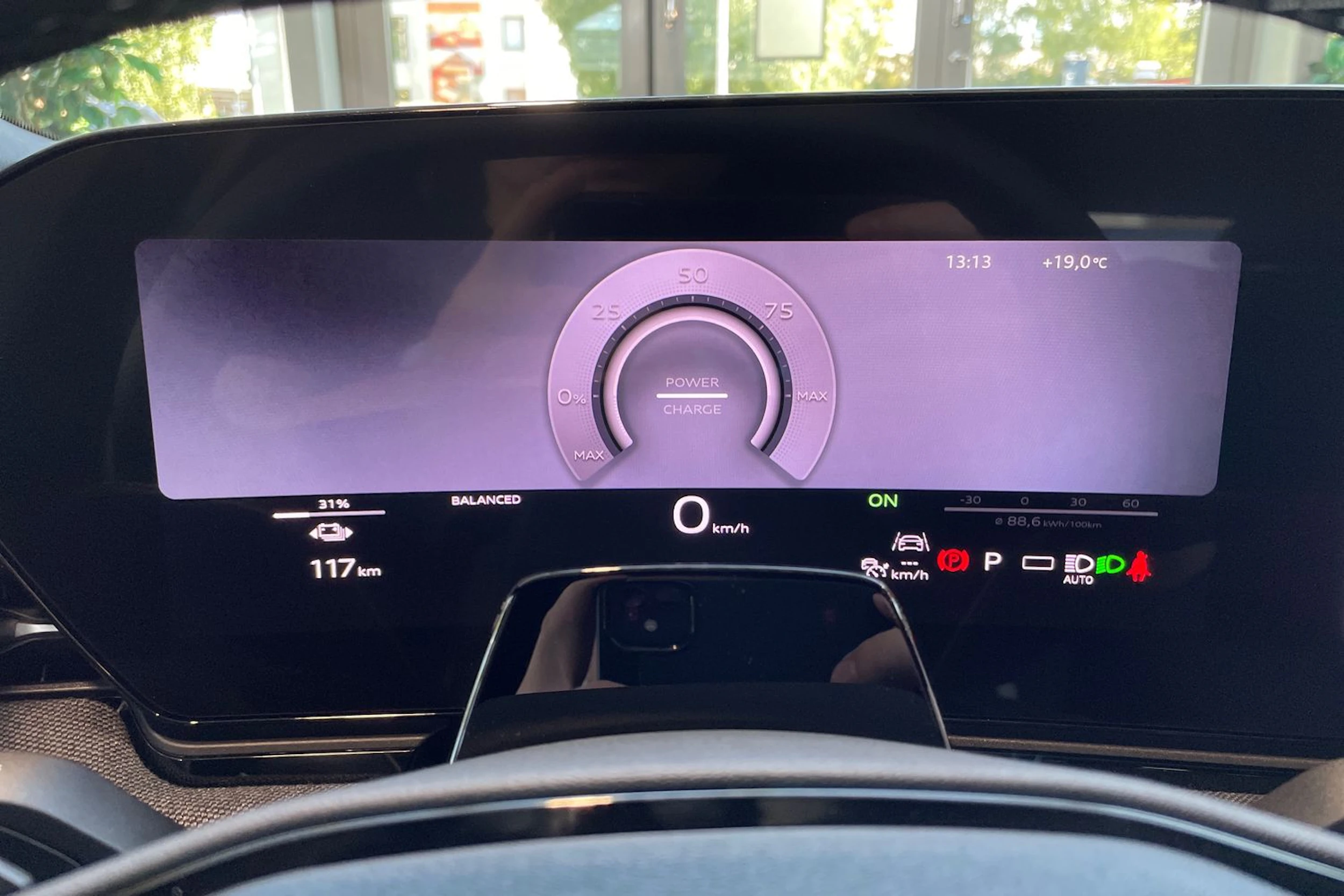 musta Audi A6 e-tron 2026 kuva 13.