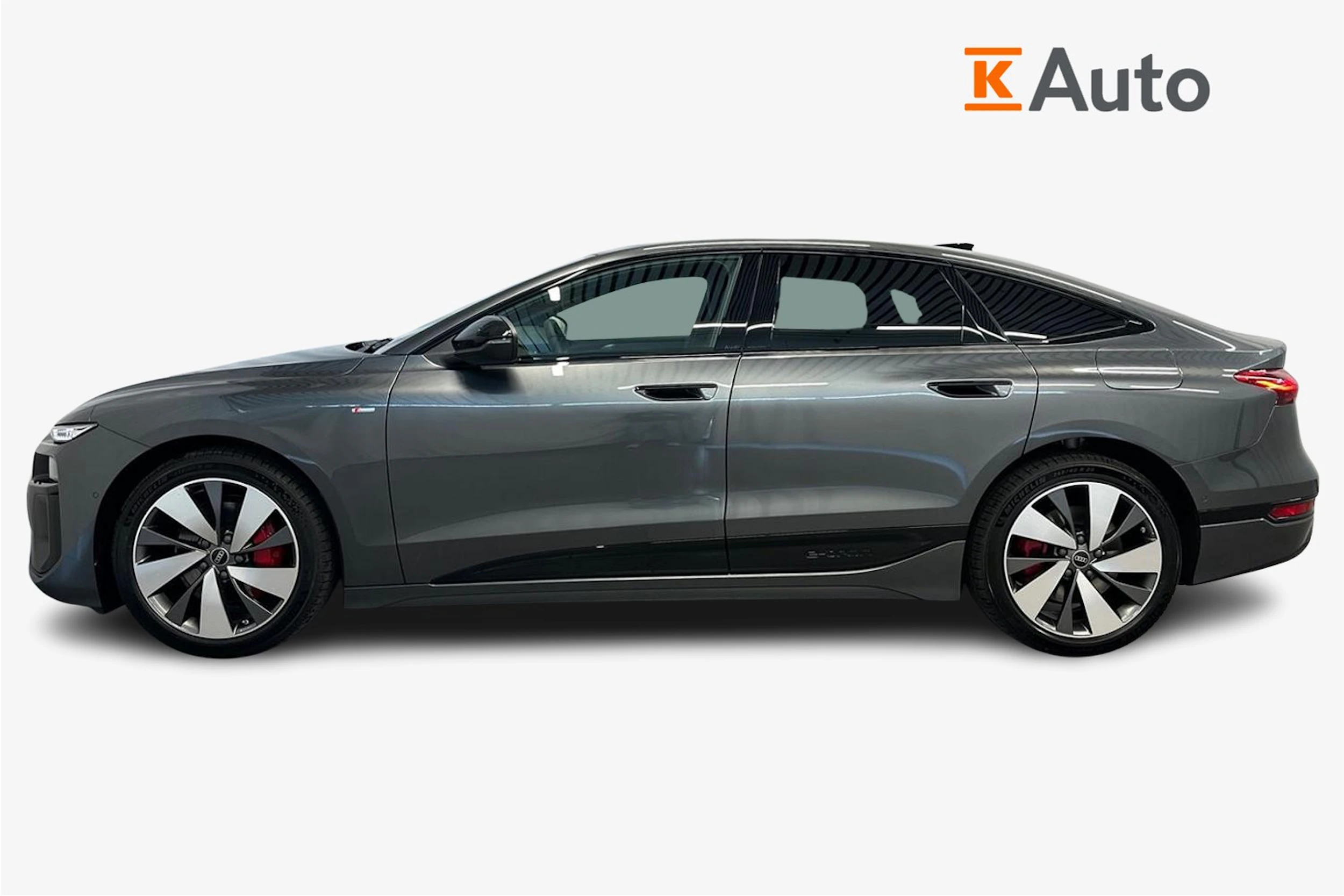 daytona harmaa Audi A6 e-tron 2026 kuva 5.