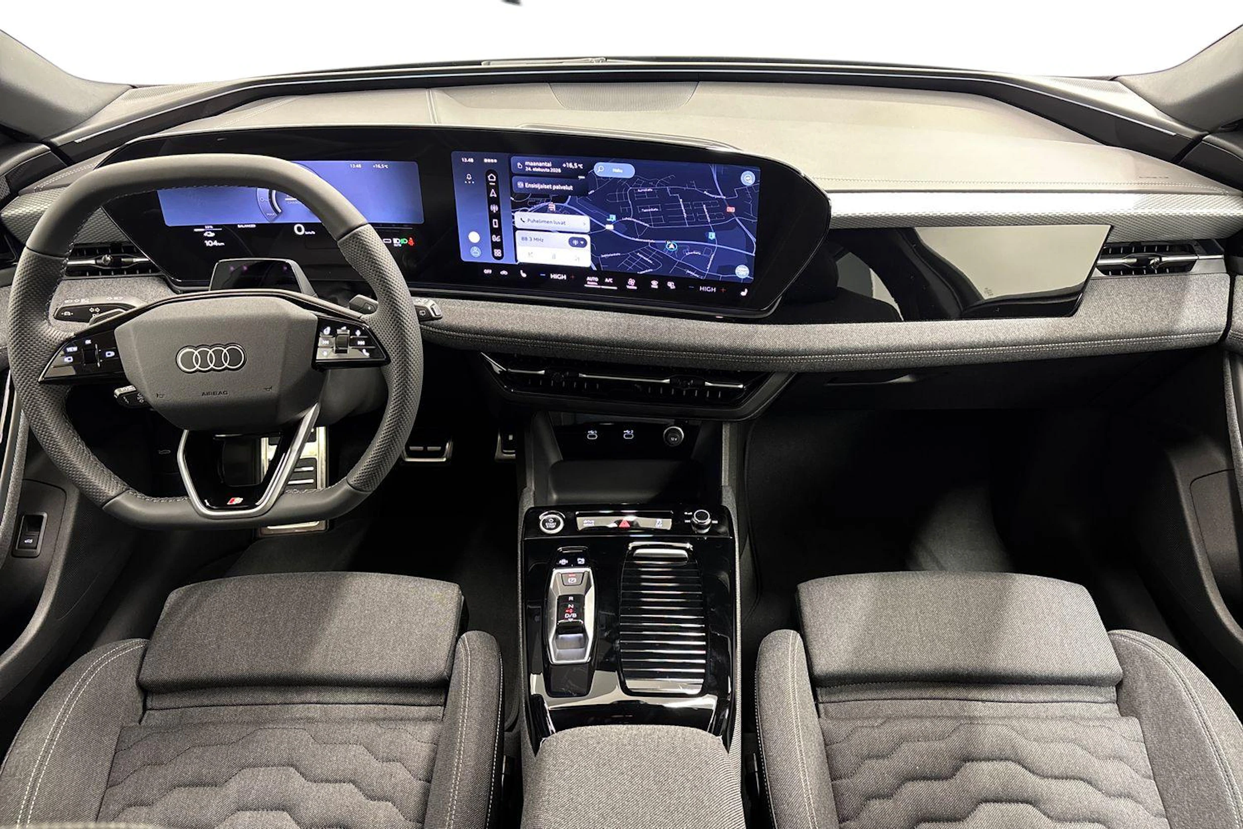 met. musta Audi A6 e-tron 2026 kuva 7.