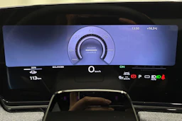 met. musta Audi A6 e-tron 2026 kuva 18.