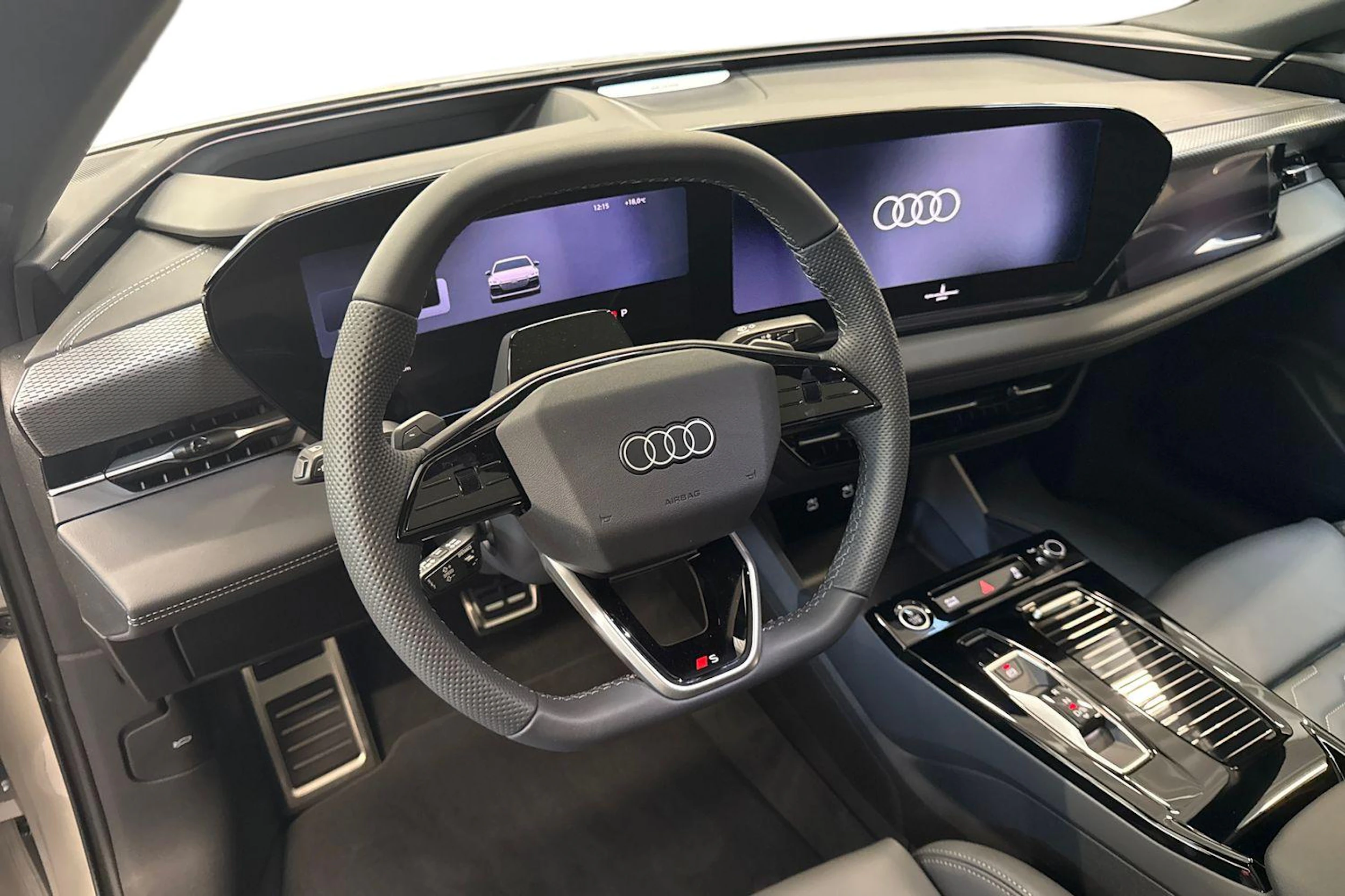 met. ruskea (beige) Audi A6 e-tron 2026 kuva 6.