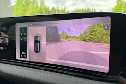 harmaa Audi A6 e-tron 2026 kuva 20.