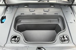 harmaa Audi A6 e-tron 2026 kuva 24.