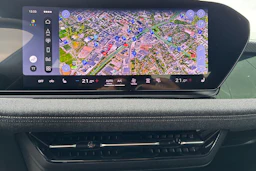 ruskea (beige) Audi A6 e-tron 2026 kuva 15.