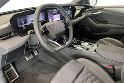 musta Audi A6 e-tron 2026 kuva 6.