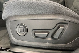 musta Audi A6 e-tron 2026 kuva 11.
