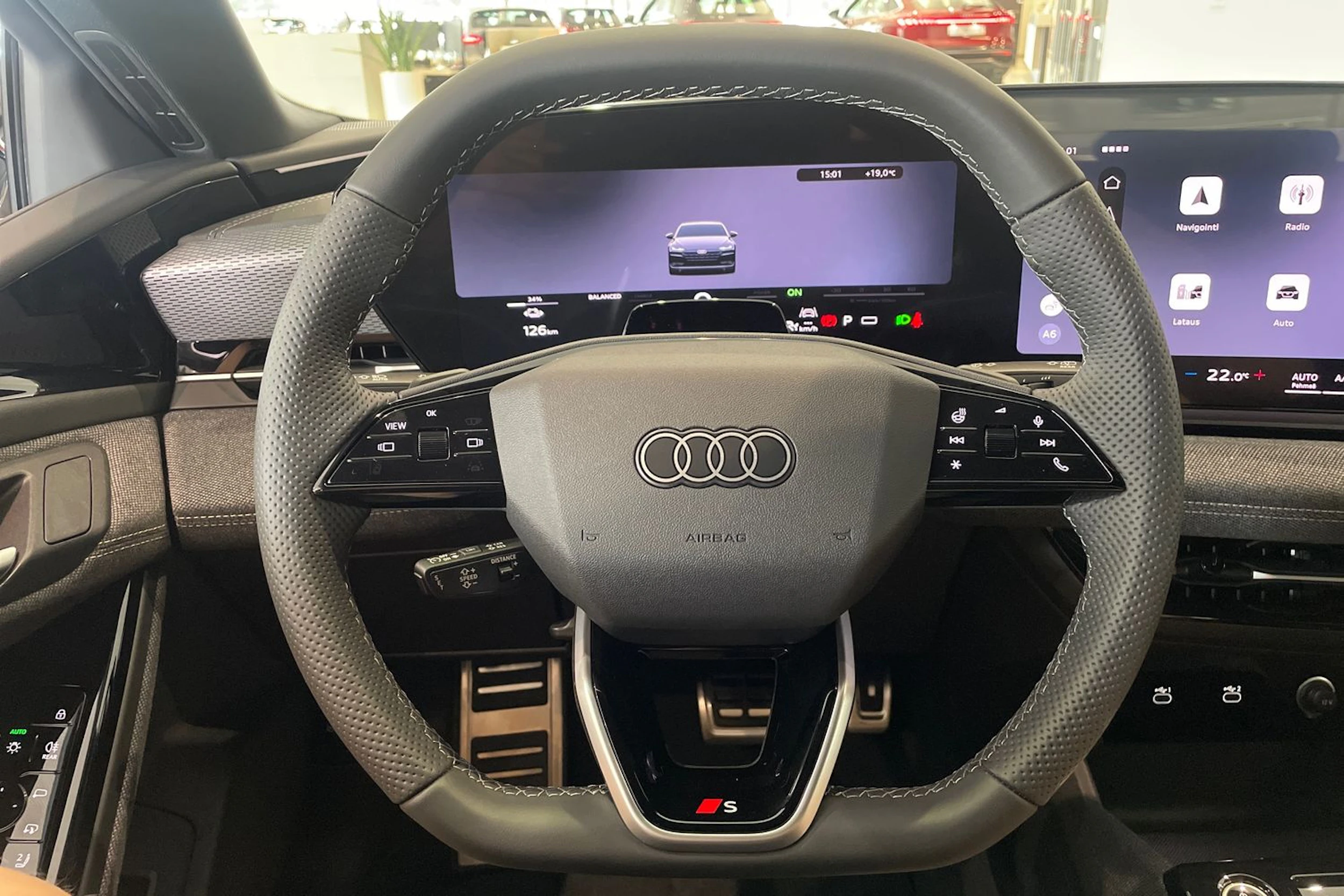 musta Audi A6 e-tron 2026 kuva 27.