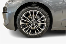 harmaa Audi A6 e-tron 2026 kuva 9.