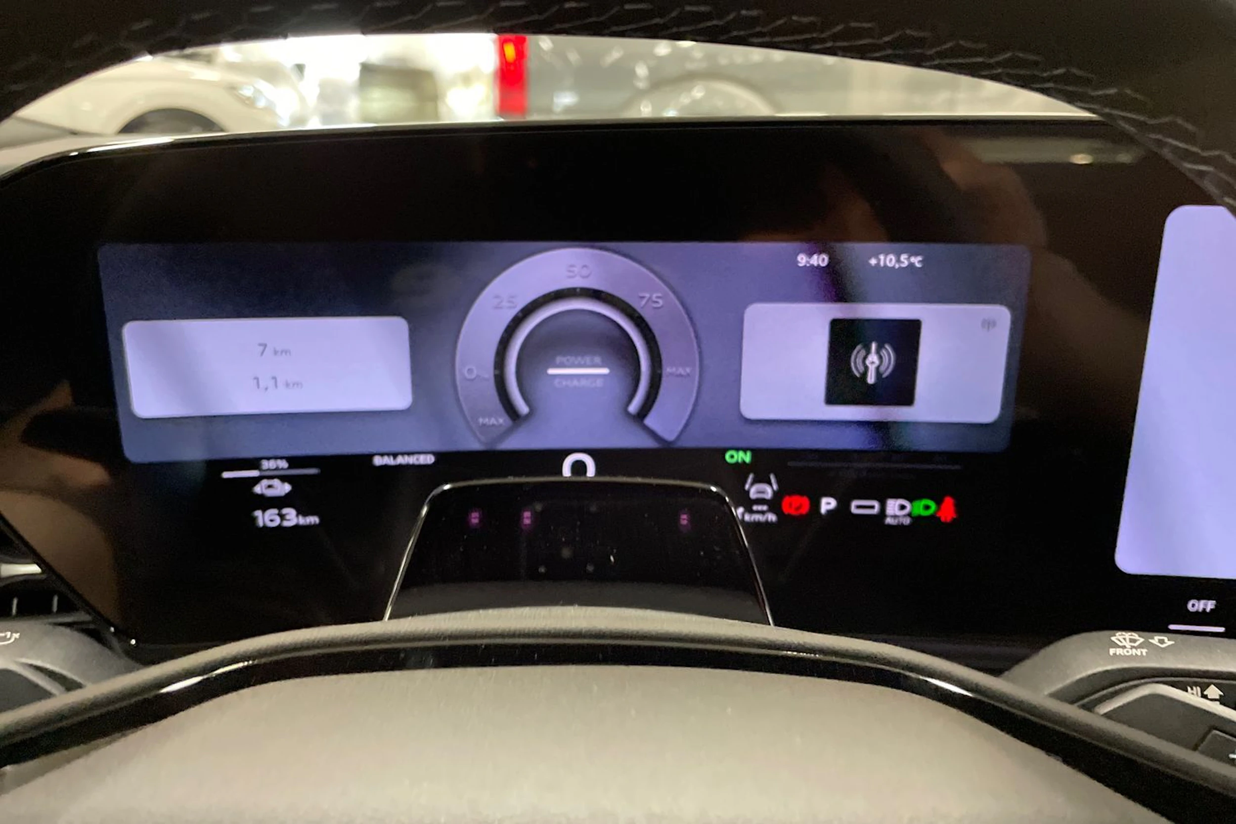 harmaa Audi A6 e-tron 2026 kuva 14.