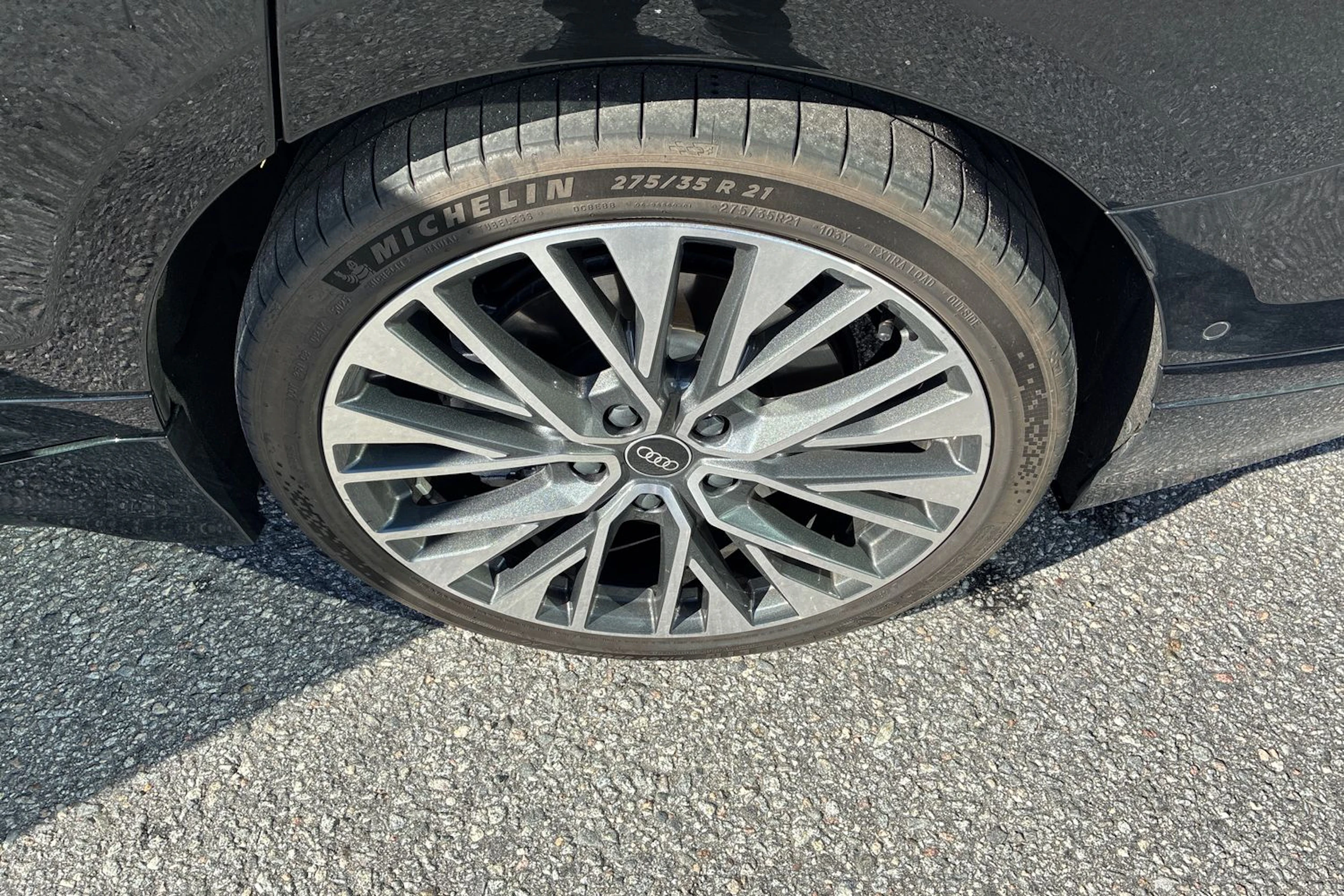 musta Audi A6 e-tron 2026 kuva 10.