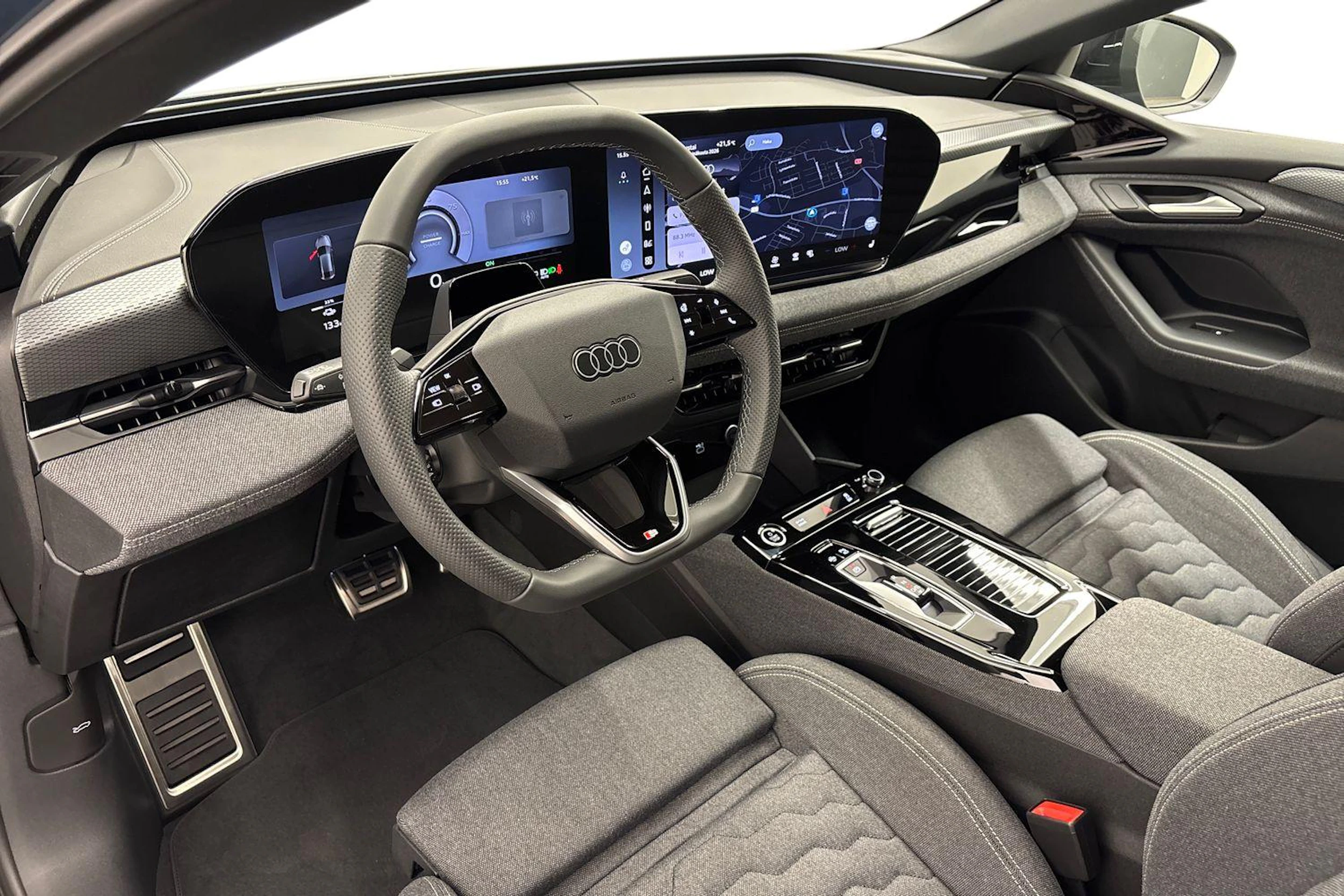 met. sininen Audi A6 e-tron 2026 kuva 6.