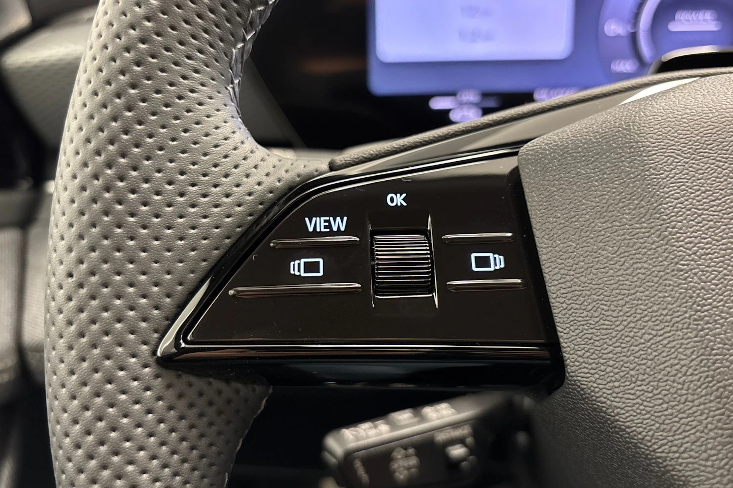 met. sininen Audi A6 e-tron 2026 kuva 15.