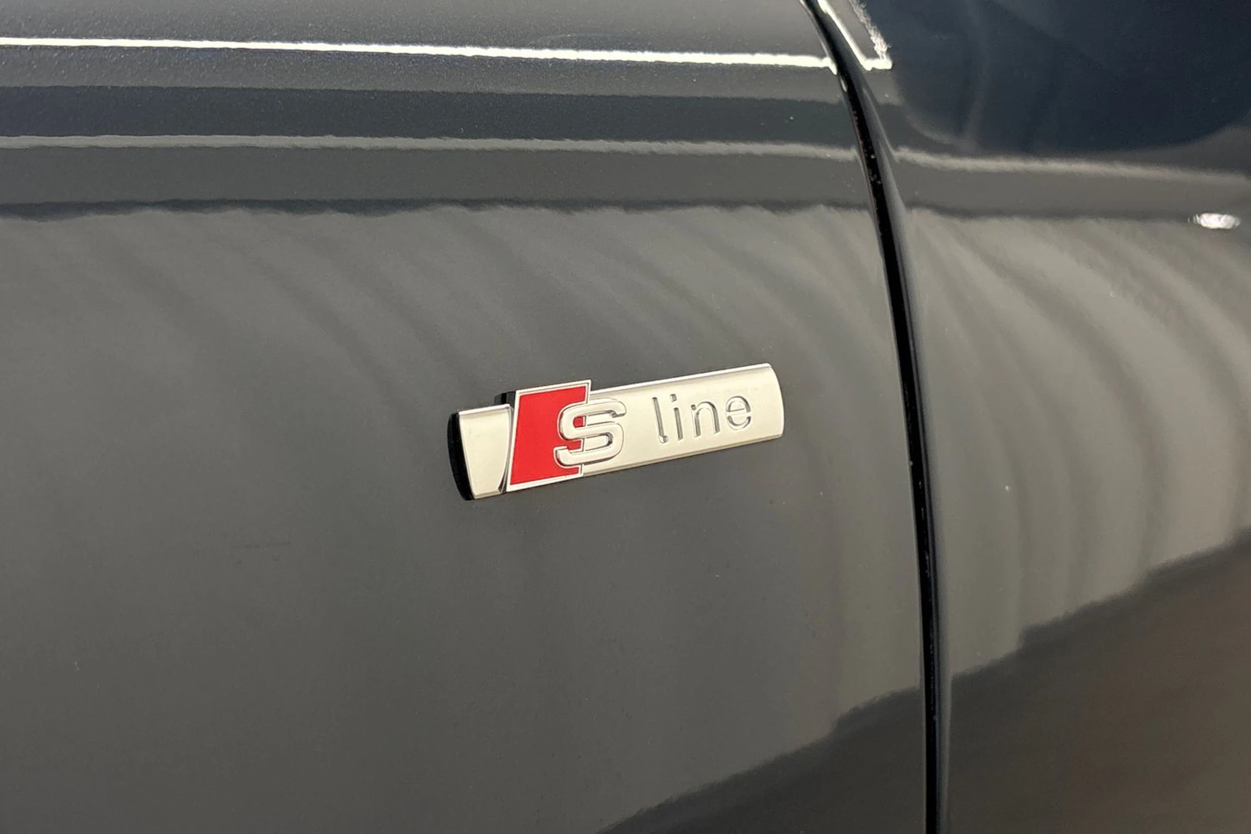 met. sininen Audi A6 e-tron 2026 kuva 33.