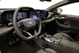 harmaa Audi A6 e-tron 2026 kuva 6.