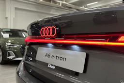 harmaa Audi A6 e-tron 2026 kuva 14.
