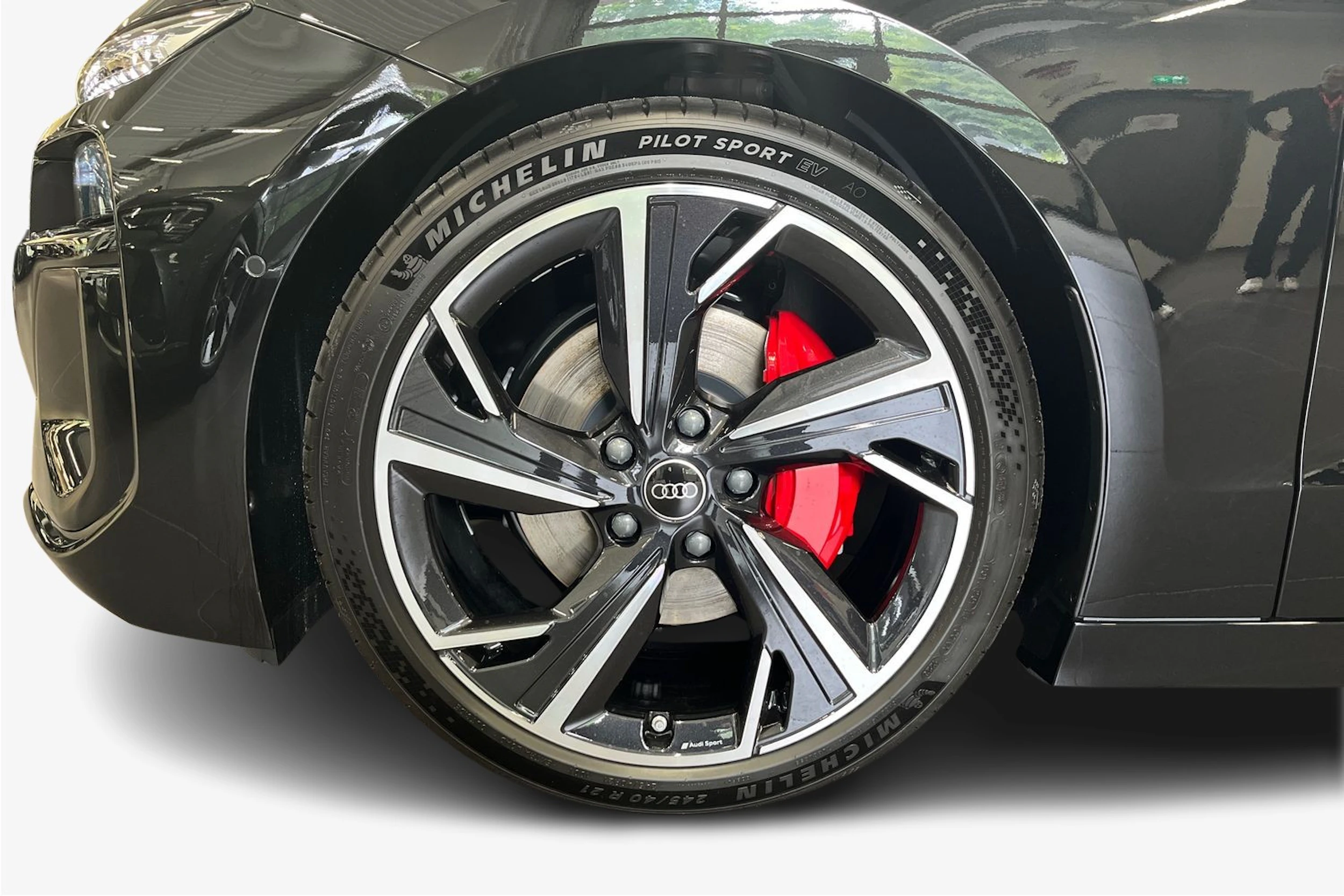 met. musta Audi A6 e-tron 2026 kuva 9.