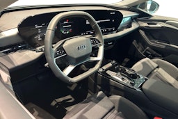 musta Audi A6 e-tron 2026 kuva 6.