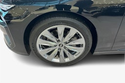 musta Audi A6 e-tron 2026 kuva 9.