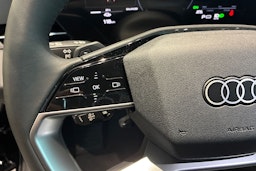 musta Audi A6 e-tron 2026 kuva 14.