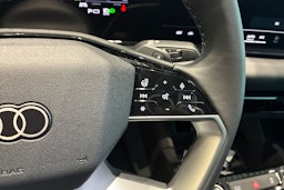 musta Audi A6 e-tron 2026 kuva 15.