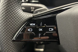 valkoinen Audi A6 e-tron 2025 kuva 15.