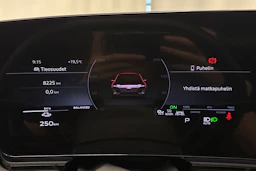valkoinen Audi A6 e-tron 2025 kuva 17.
