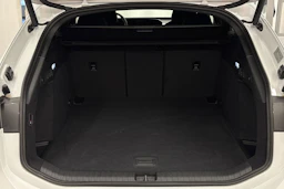 valkoinen Audi A6 e-tron 2025 kuva 29.