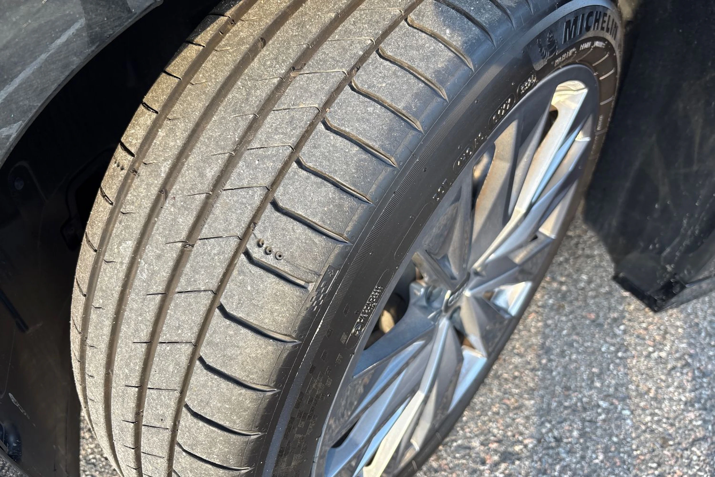 met. musta Audi A6 e-tron 2026 kuva 10.