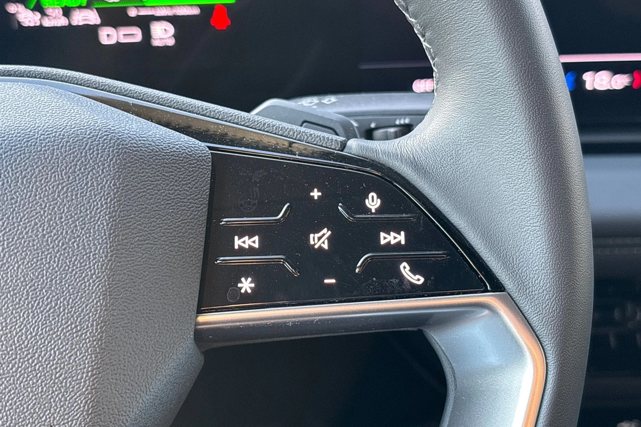 met. musta Audi A6 e-tron 2026 kuva 12.