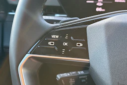 met. musta Audi A6 e-tron 2026 kuva 13.