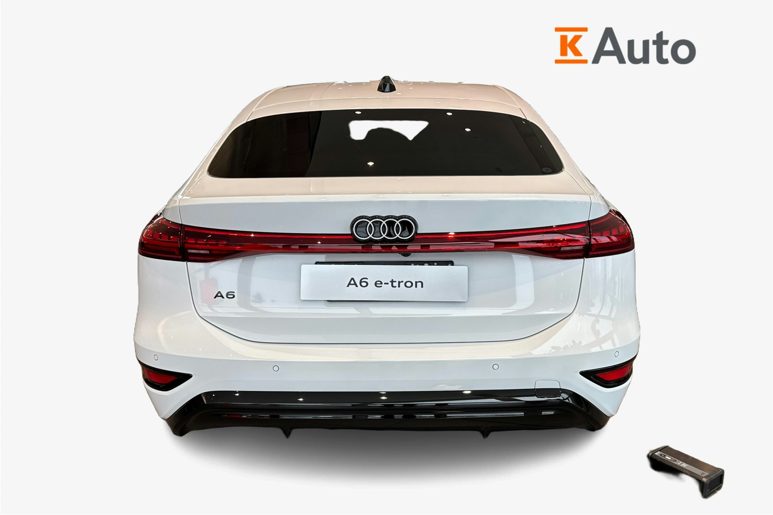 valkoinen Audi A6 e-tron 2026 kuva 3.