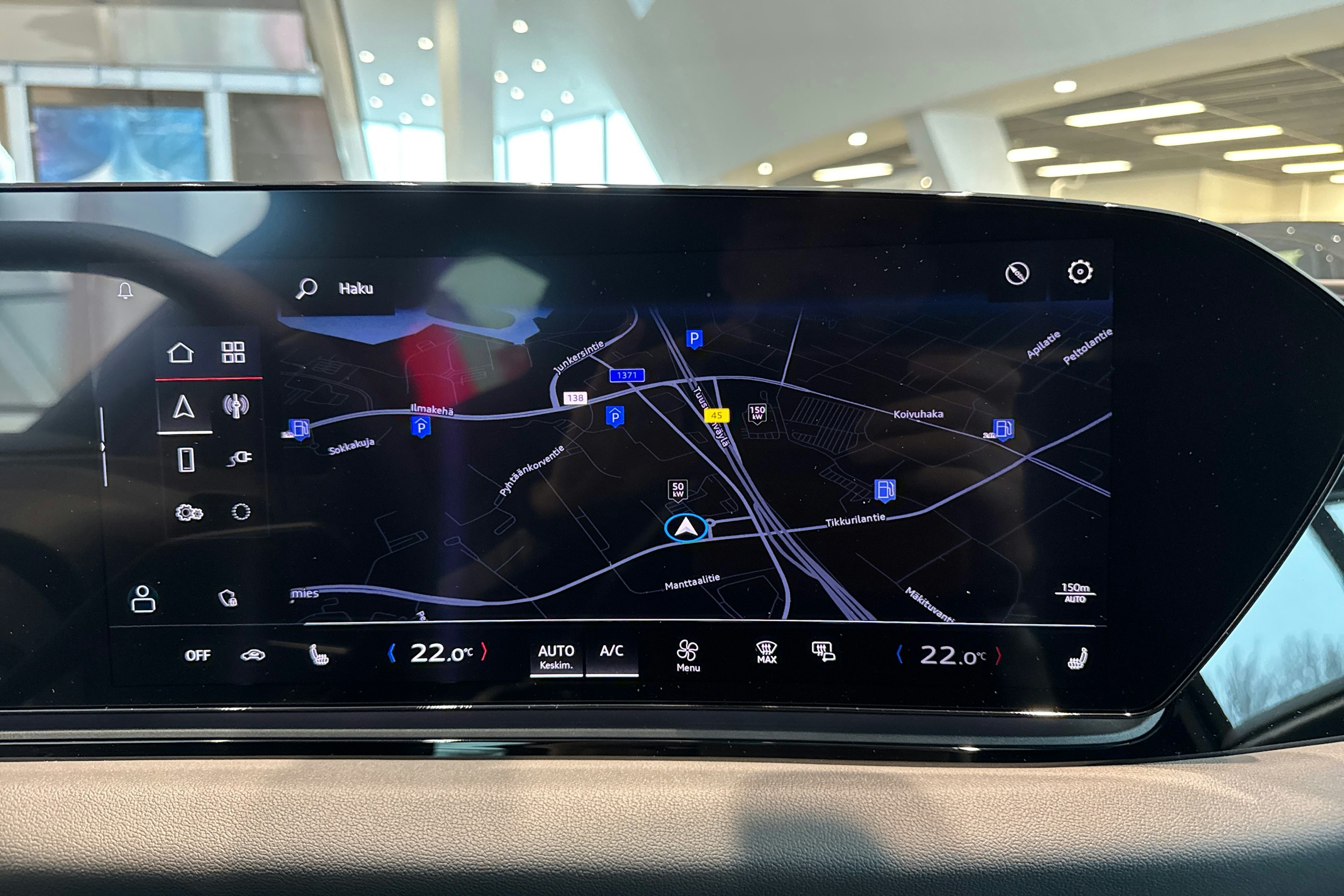 valkoinen Audi A6 e-tron 2026 kuva 12.