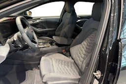 musta Audi A6 e-tron 2026 kuva 6.