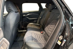 musta Audi A6 e-tron 2026 kuva 8.