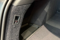 musta Audi A6 e-tron 2026 kuva 15.