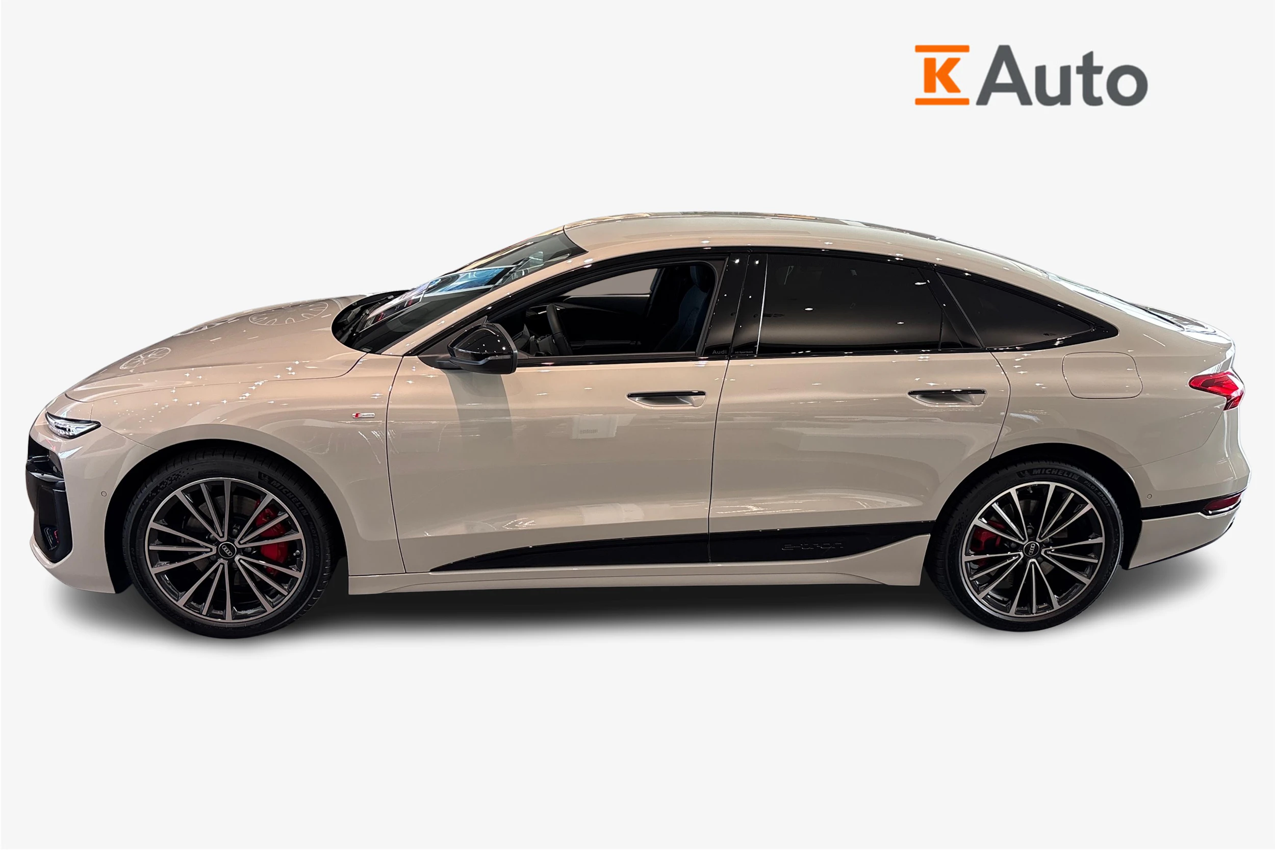 met. ruskea (beige) Audi A6 e-tron 2026 kuva 5.