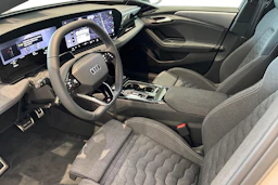 met. ruskea (beige) Audi A6 e-tron 2026 kuva 6.