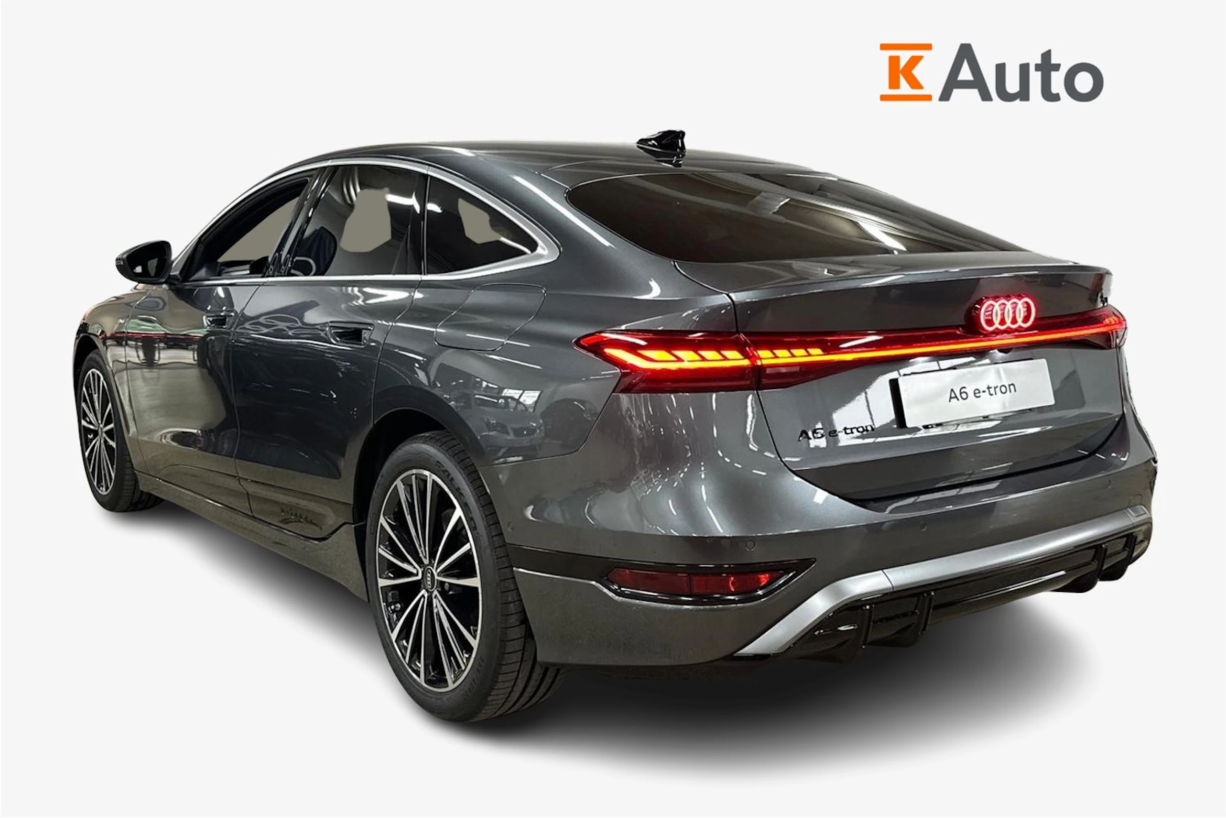 met. harmaa Audi A6 e-tron 2026 kuva 2.