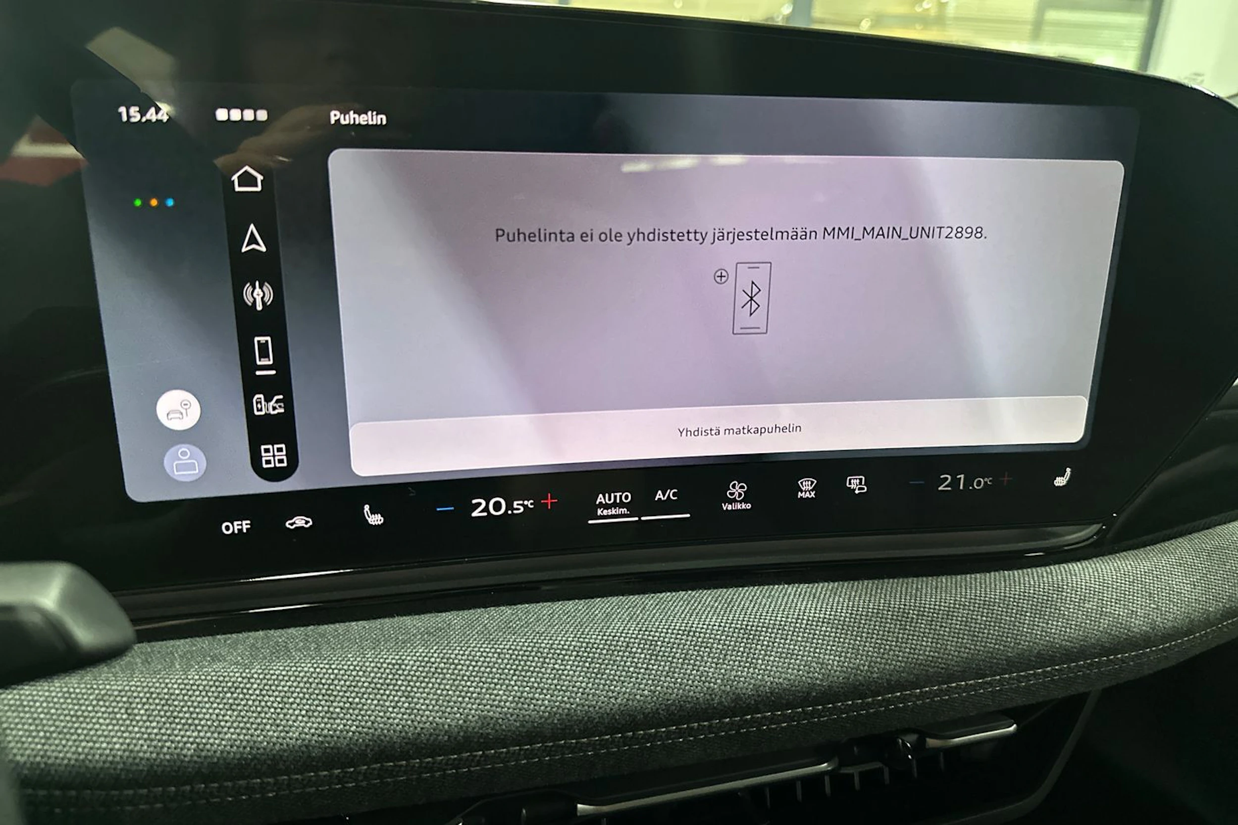 met. harmaa Audi A6 e-tron 2026 kuva 18.