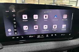 met. harmaa Audi A6 e-tron 2026 kuva 20.