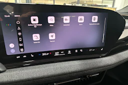 met. harmaa Audi A6 e-tron 2026 kuva 21.