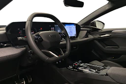 harmaa Audi A6 e-tron 2025 kuva 6.