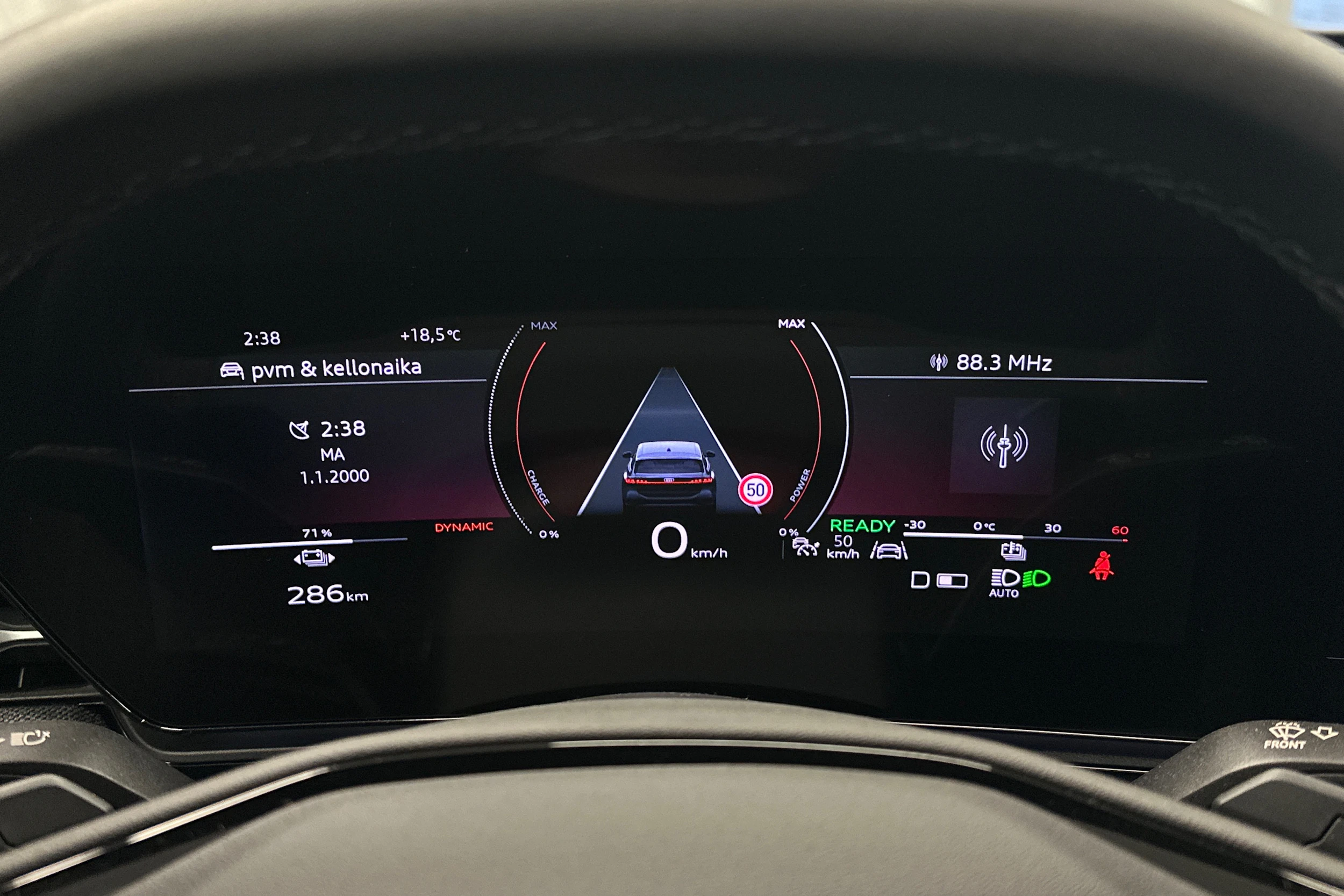 harmaa Audi A6 e-tron 2025 kuva 21.