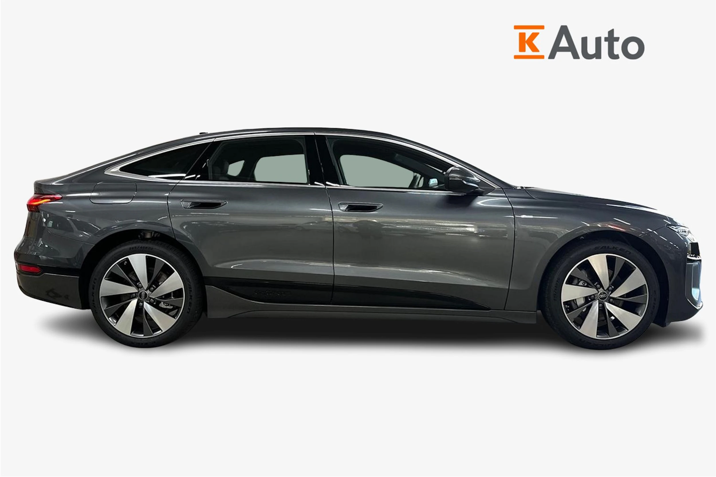 met. harmaa Audi A6 e-tron 2026 kuva 5.